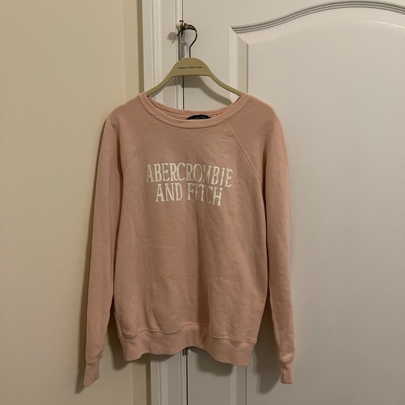 Abercrombie & Fitch Tops - ✨Abercrombie&fitch Sweatshirt✨